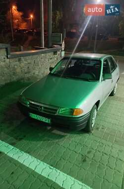 Седан Opel Astra 1993 в 