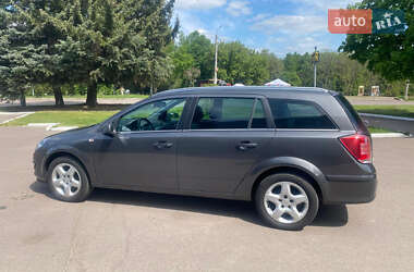 Універсал Opel Astra 2010 в 