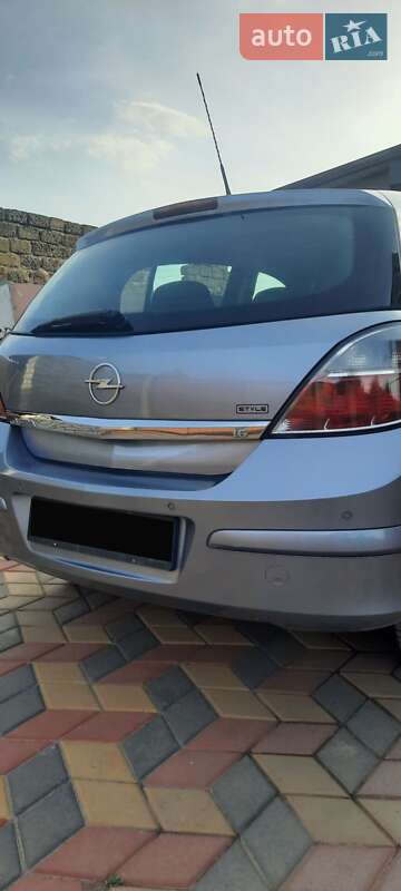 Седан Opel Astra 2008 в Херсоні
