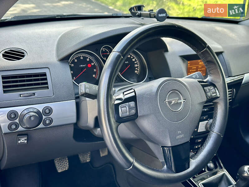 Універсал Opel Astra 2008 в Дрогобичі