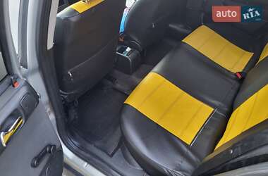 Седан Opel Astra 2006 в 