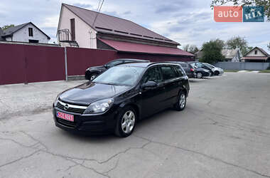 Універсал Opel Astra 2006 в Звенигородці