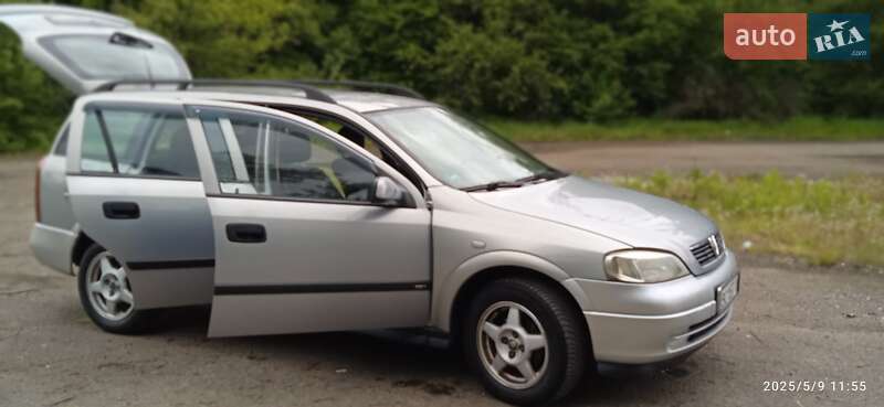 Універсал Opel Astra 1999 в Жидачові