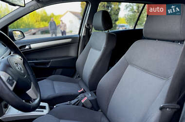 Универсал Opel Astra 2007 в 