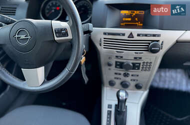 Универсал Opel Astra 2007 в 