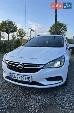 Универсал Opel Astra 2017 в 