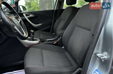Універсал Opel Astra 2010 в 