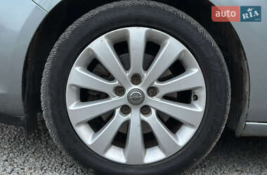 Універсал Opel Astra 2010 в 