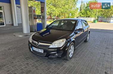 Хэтчбек Opel Astra 2008 в 