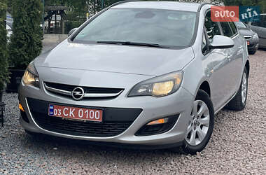 Универсал Opel Astra 2015 в 