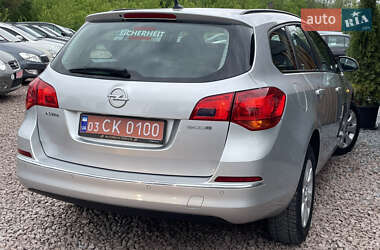 Универсал Opel Astra 2015 в 
