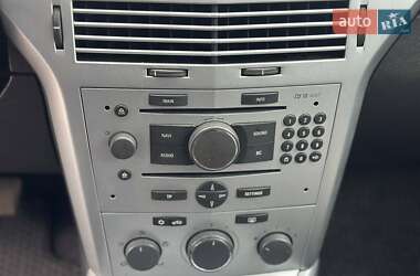 Универсал Opel Astra 2009 в 