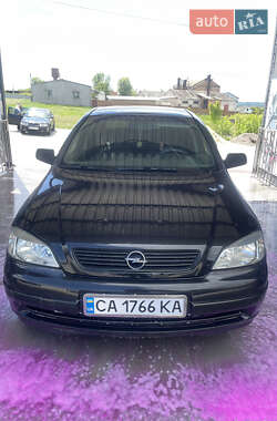 Седан Opel Astra 2007 в Звенигородке