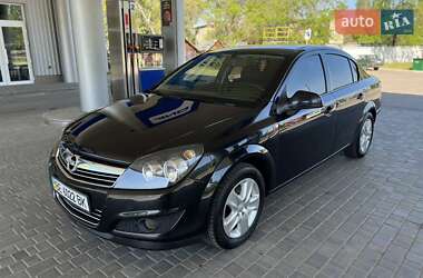 Седан Opel Astra 2013 в Николаеве