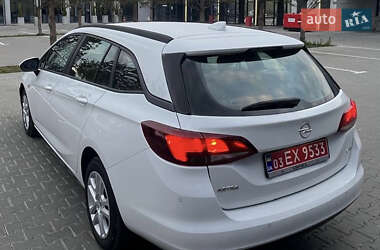 Универсал Opel Astra 2018 в 