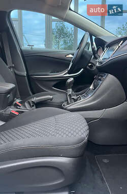 Универсал Opel Astra 2018 в 