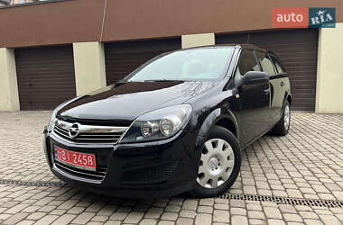 Универсал Opel Astra 2010 в Коломые