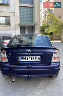 Хетчбек Opel Astra 1999 в 