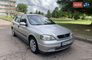 Хэтчбек Opel Astra 2001 в Житомире