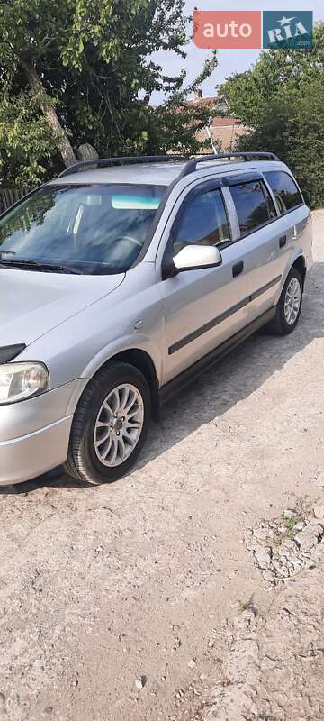 Opel Astra 2004