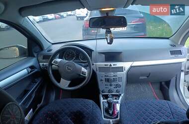 Универсал Opel Astra 2009 в 