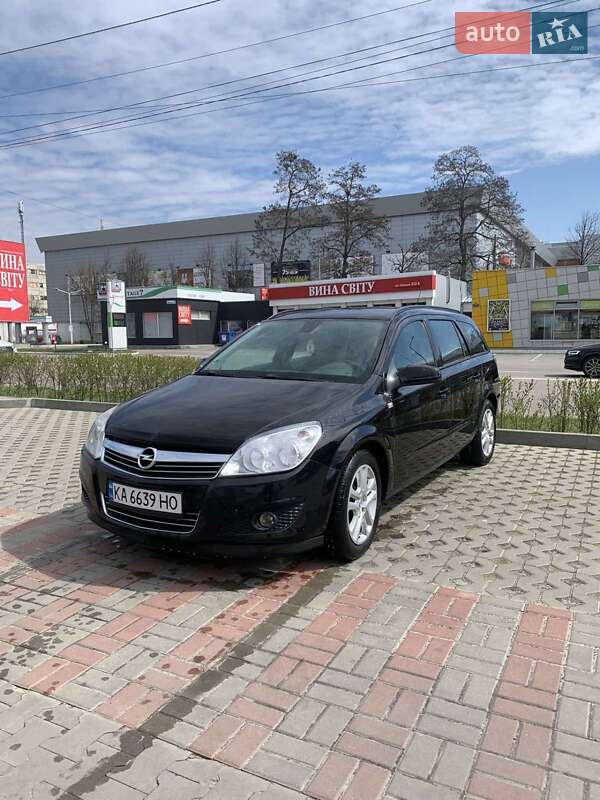 Универсал Opel Astra 2008 в Киеве