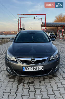 Opel Astra 2012