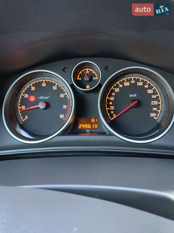 Универсал Opel Astra 2009 в Одессе