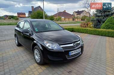 Хетчбек Opel Astra 2009 в 