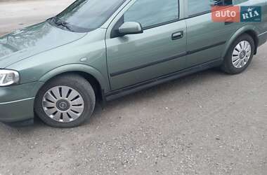 Седан Opel Astra 2008 в 