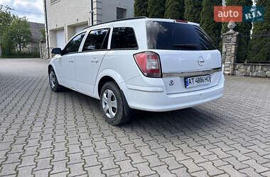 Универсал Opel Astra 2010 в 