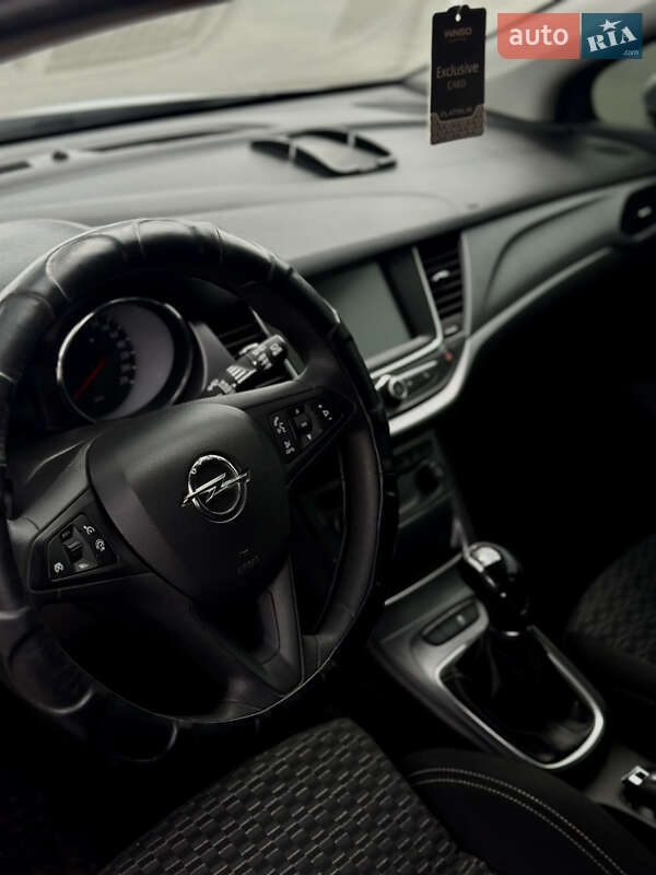 Универсал Opel Astra 2017 в Днепре