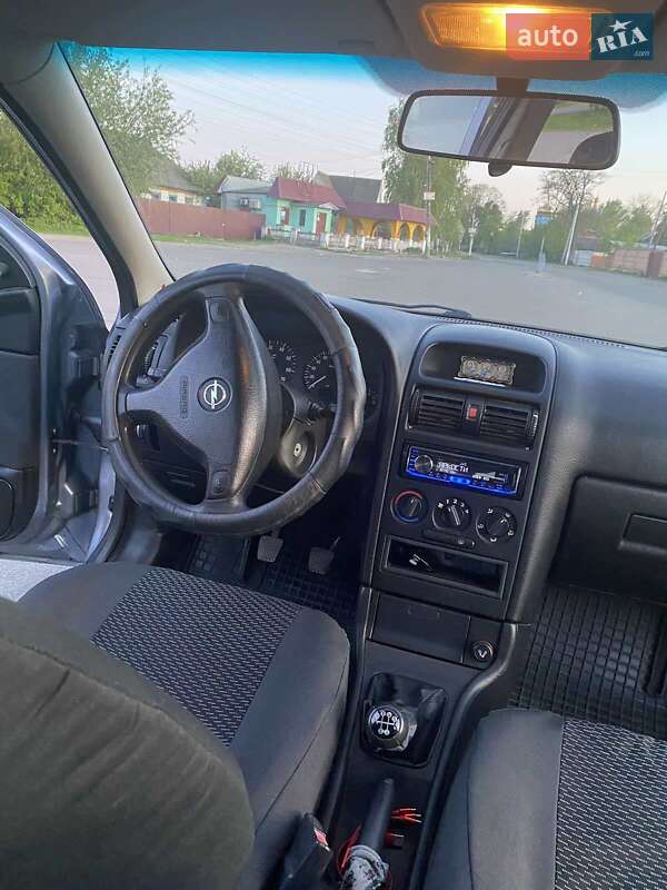 Седан Opel Astra 2007 в 