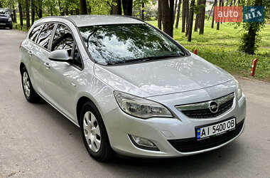 Универсал Opel Astra 2012 в Киеве