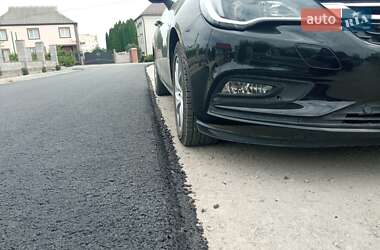 Универсал Opel Astra 2017 в Теофиполе