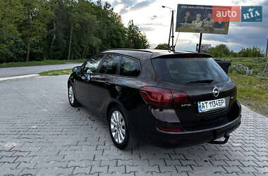 Универсал Opel Astra 2011 в 