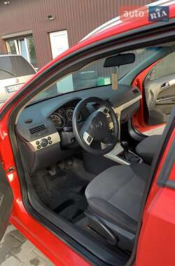 Универсал Opel Astra 2008 в 