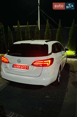 Универсал Opel Astra 2019 в 