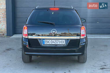 Універсал Opel Astra 2006 в 