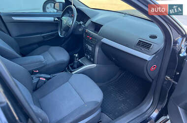 Універсал Opel Astra 2006 в 