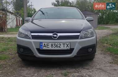 Хетчбек Opel Astra 2006 в Жовтих Водах