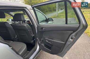 Универсал Opel Astra 2009 в 