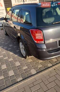 Универсал Opel Astra 2009 в 