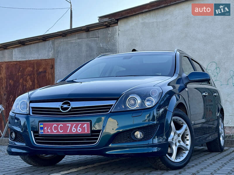 Універсал Opel Astra 2008 в Дрогобичі