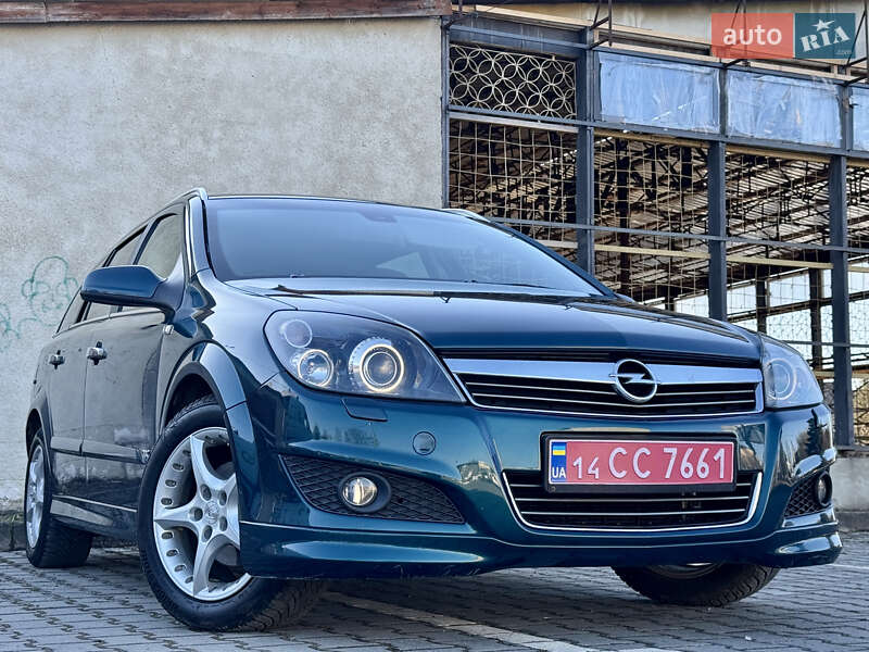 Універсал Opel Astra 2008 в Дрогобичі