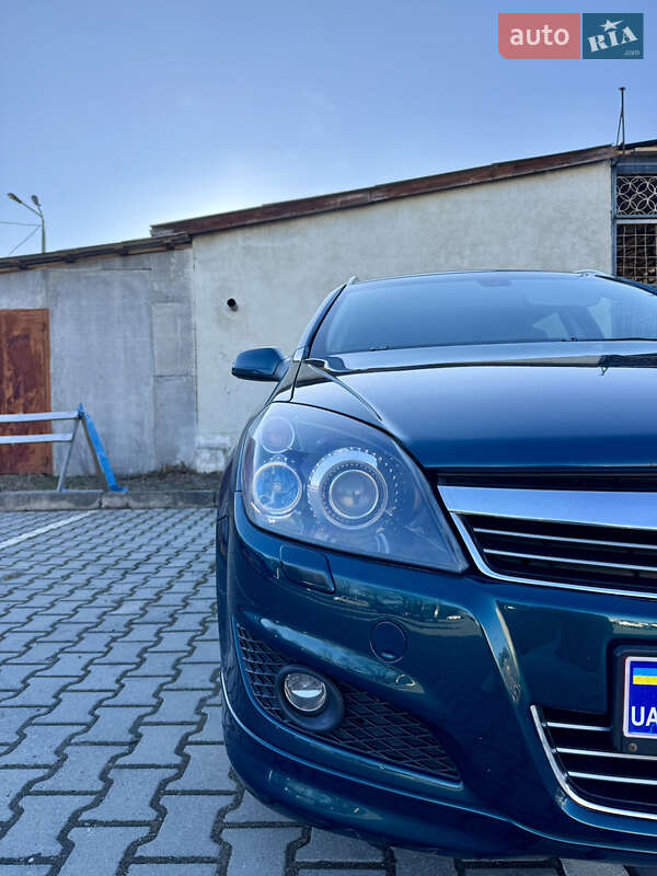 Універсал Opel Astra 2008 в Дрогобичі