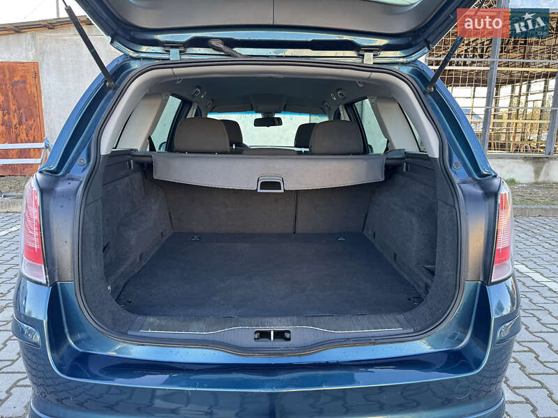 Універсал Opel Astra 2008 в Дрогобичі