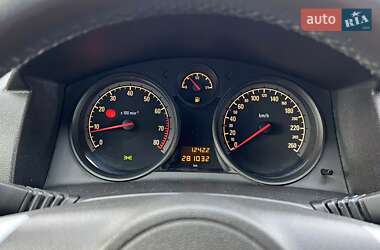 Универсал Opel Astra 2010 в 