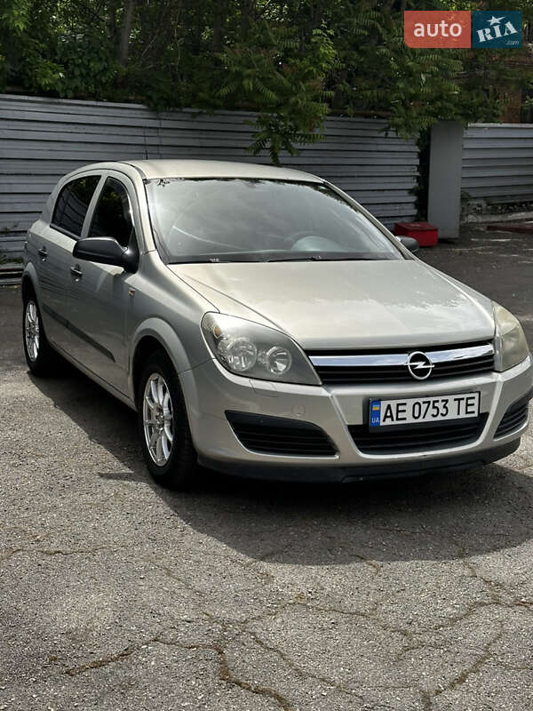 Opel Astra 2006