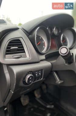 Универсал Opel Astra 2012 в 